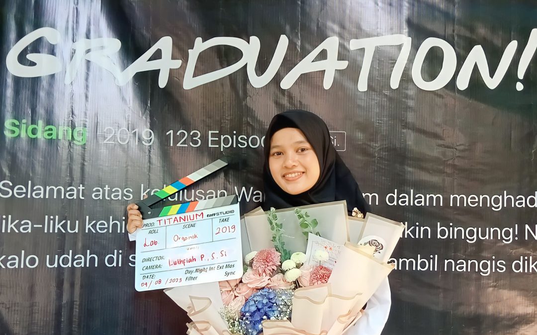 Nanoencapsulation Luthfiah Putri Nur’aini: Achieving the Pinnacle of Pride as the Best Graduate in Chemistry