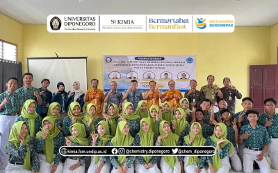 BELAJAR SAINS SAMBIL JAGA ALAM: PENGALAMAN PRAKTKUM KIMIA SISWA SMAN I DEMPET DEMAK (TIM PENGABDIAN UNDIP 2025)